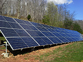 REC Enphase地面安装的太阳系宾夕法尼亚